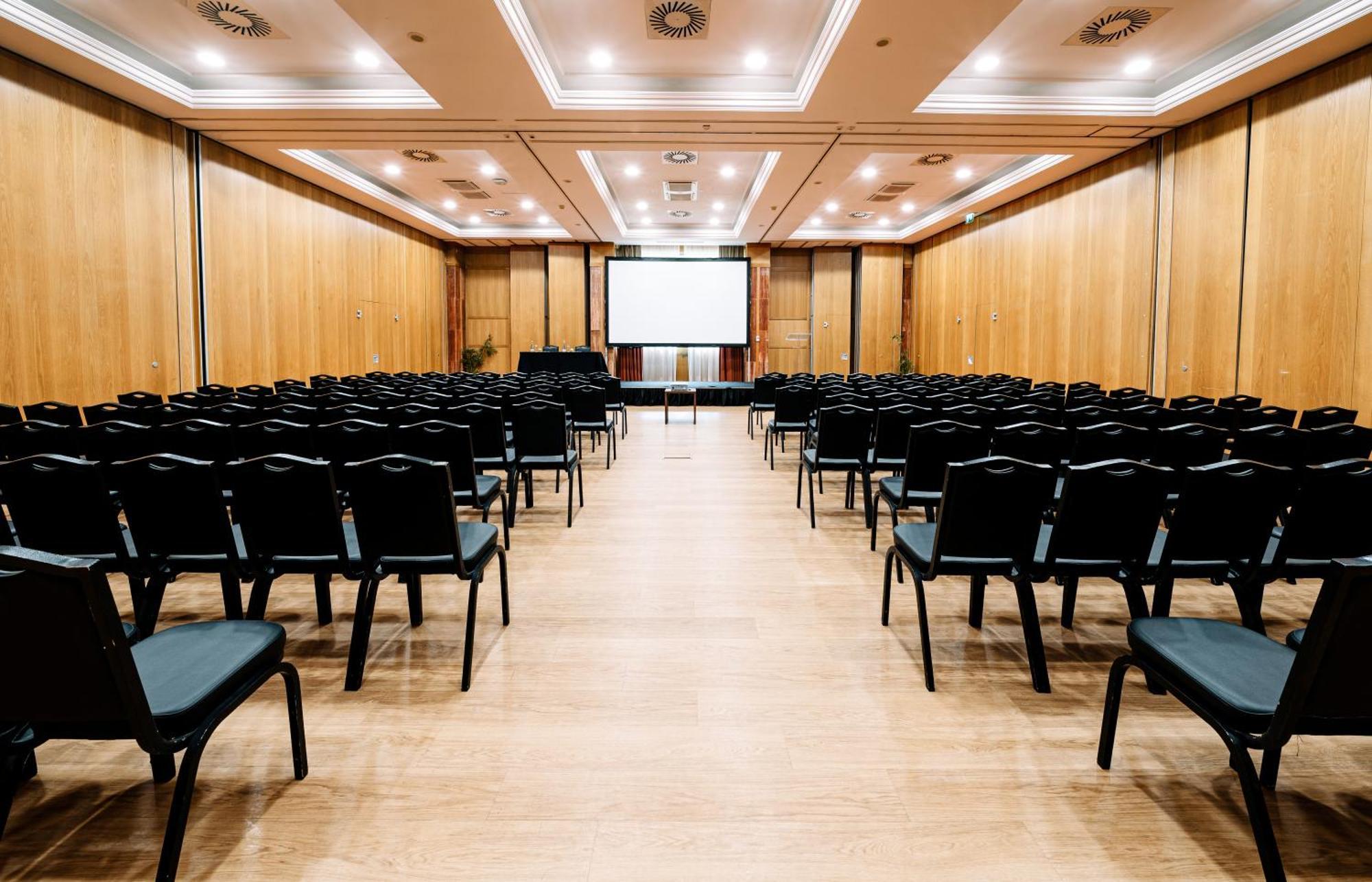 Grande Real Santa Eulalia Resort & Hotel Spa Albufeira Exterior photo The main conference room