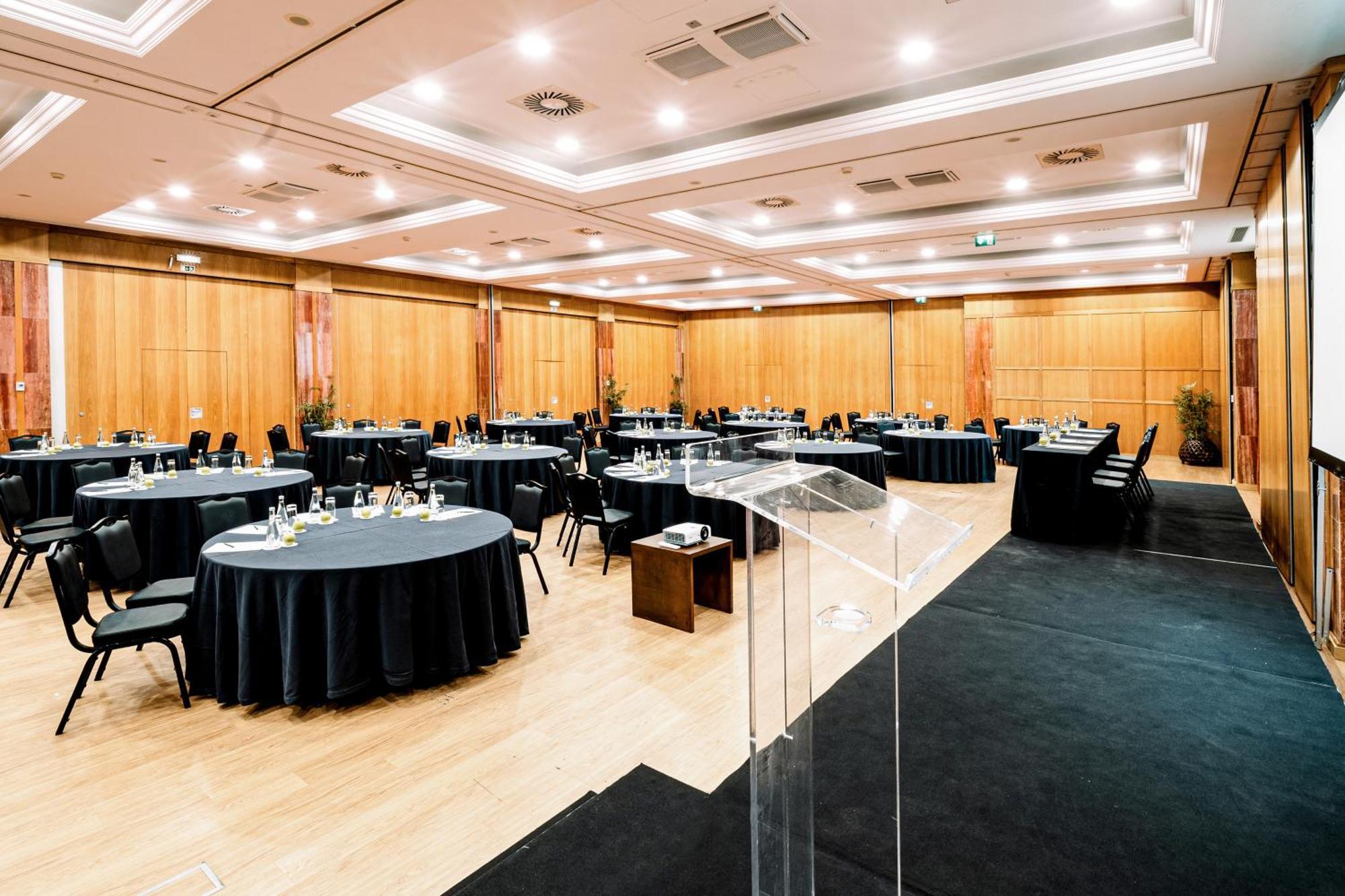 Grande Real Santa Eulalia Resort & Hotel Spa Albufeira Exterior photo The main conference room