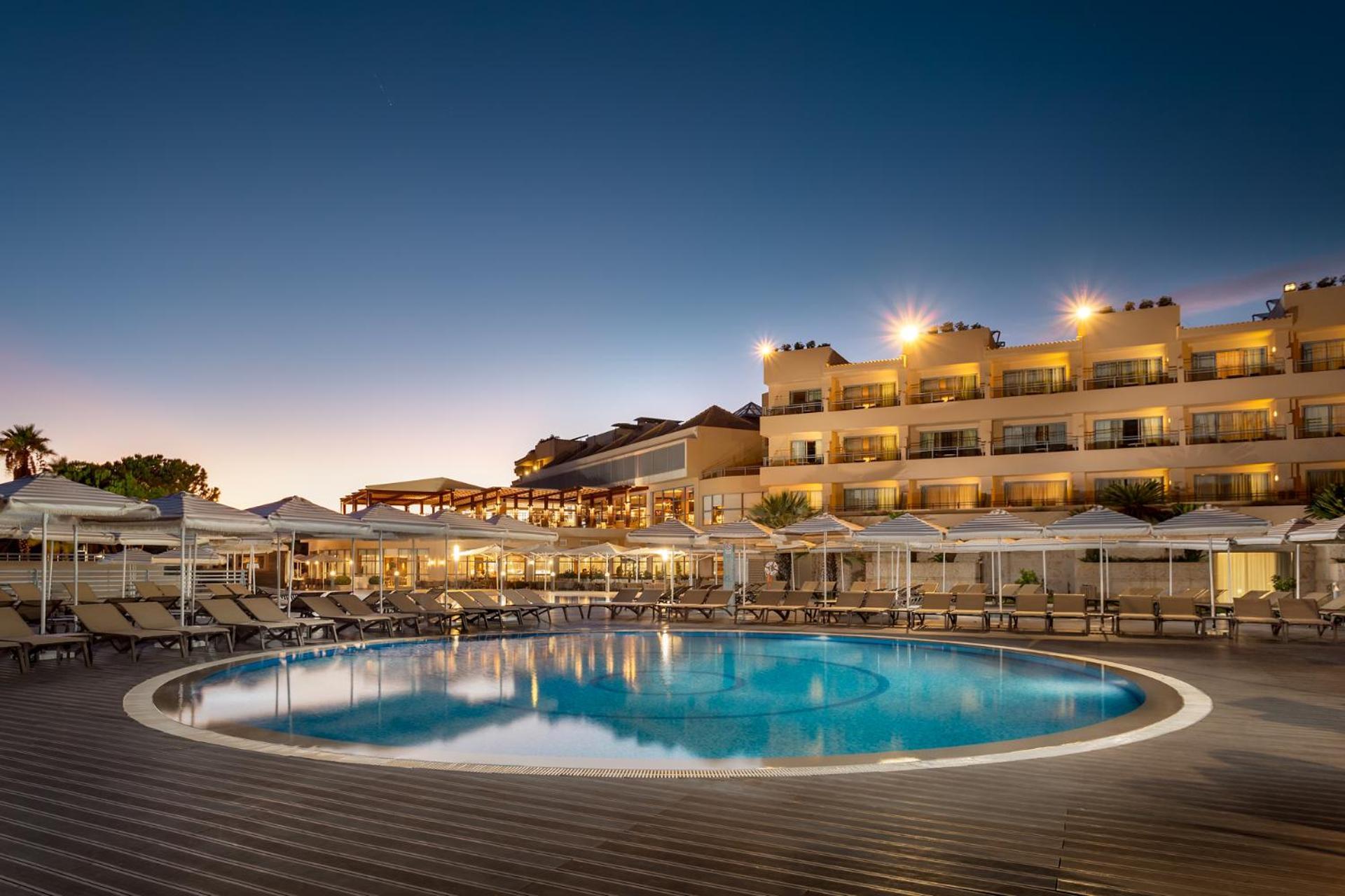 Grande Real Santa Eulalia Resort & Hotel Spa Albufeira Exterior photo The Royal