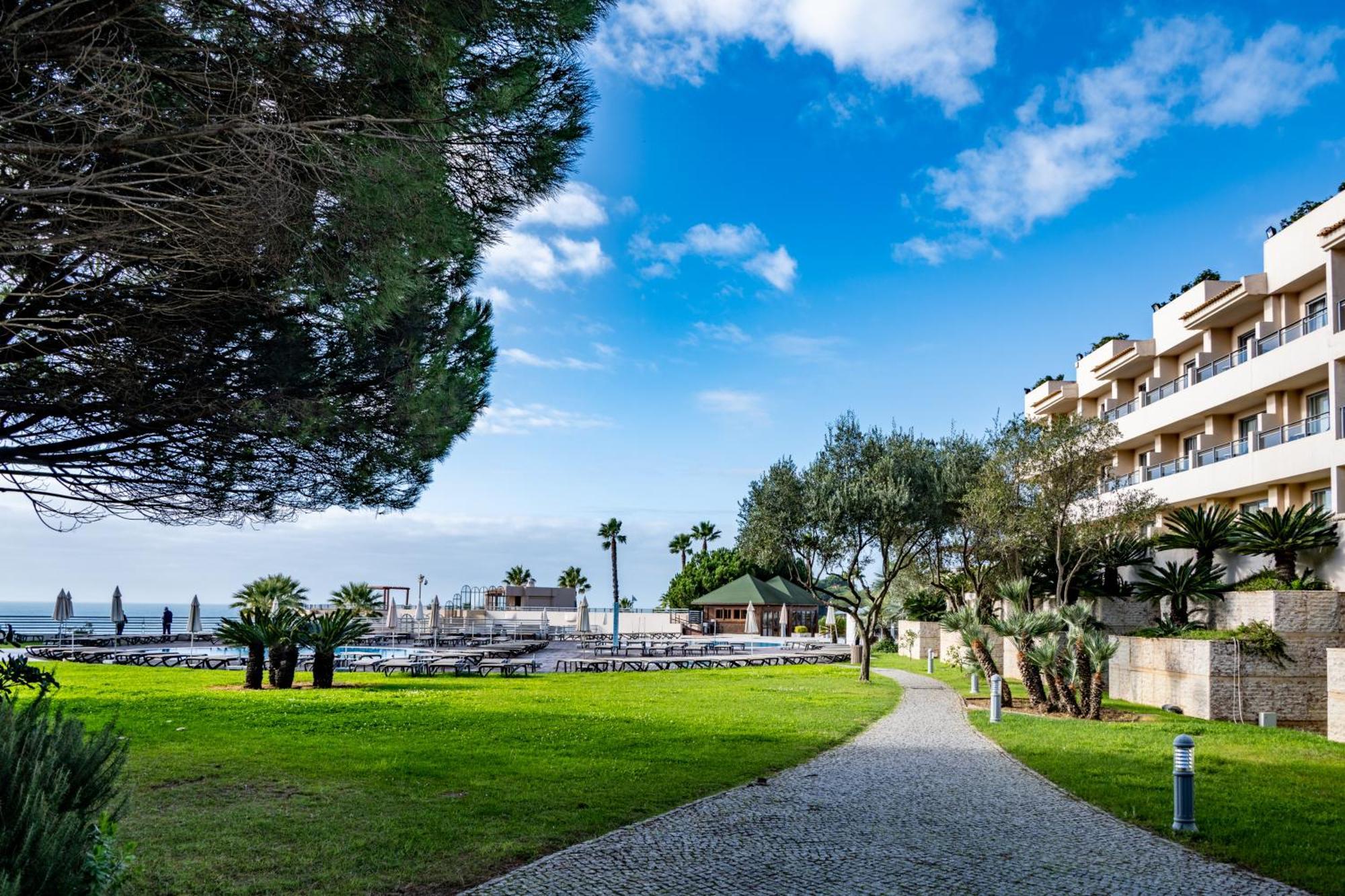 Grande Real Santa Eulalia Resort & Hotel Spa Albufeira Exterior photo The hotel's grounds